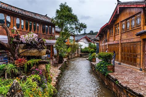 雲南昭通到麗江多久——探析雲南地州城市间的交通時耗與深度旅游可能性